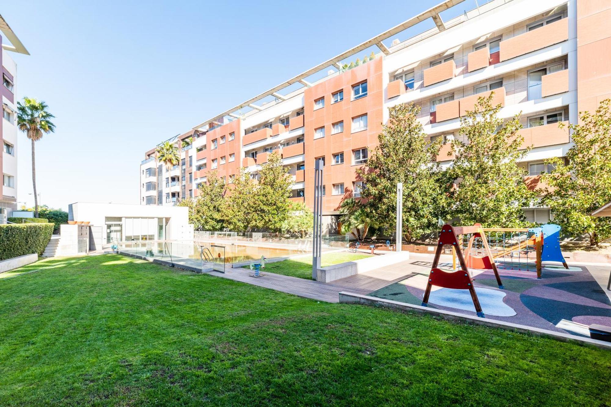 Tuguest Avenida De La Investigacion - Free Parking Apartamento Granada Exterior foto