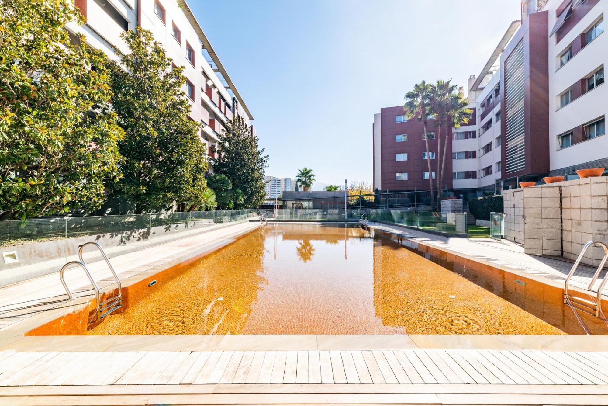 Tuguest Avenida De La Investigacion - Free Parking Apartamento Granada Exterior foto